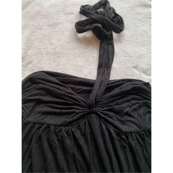 Black Halter/Sleeveless Dress - Picture 2 of 3